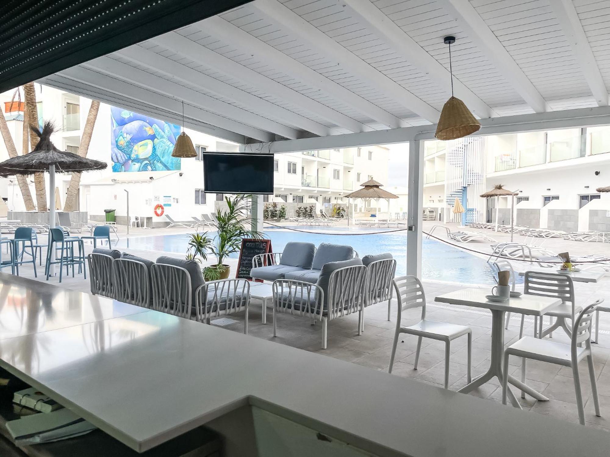เซิร์ฟฟิง คัลเลอร์ อปาร์ตาเมนโตส Apartment คอร์ราเลโฮ ภายนอก รูปภาพ