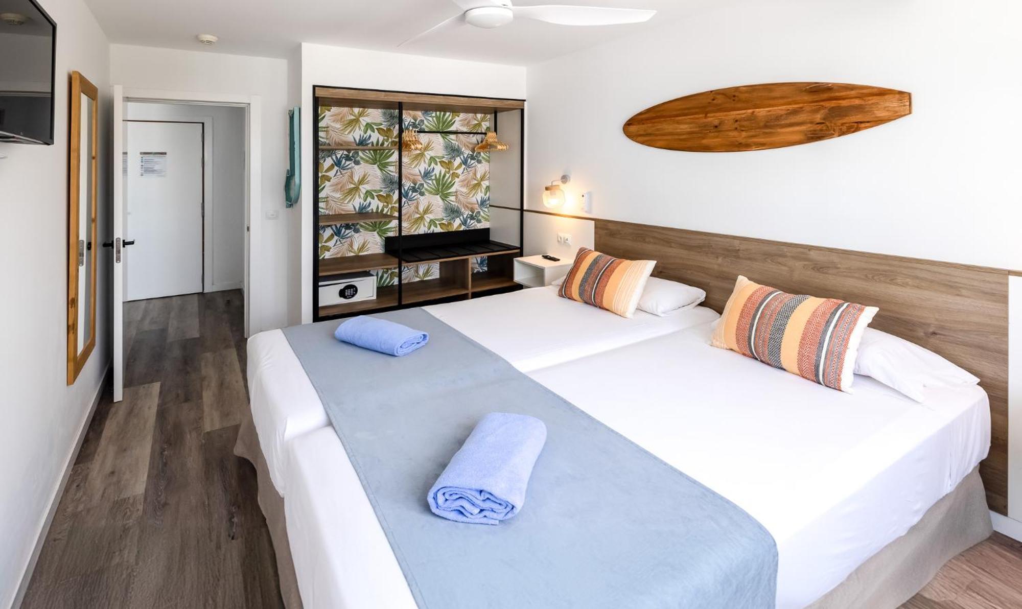 เซิร์ฟฟิง คัลเลอร์ อปาร์ตาเมนโตส Apartment คอร์ราเลโฮ ภายนอก รูปภาพ