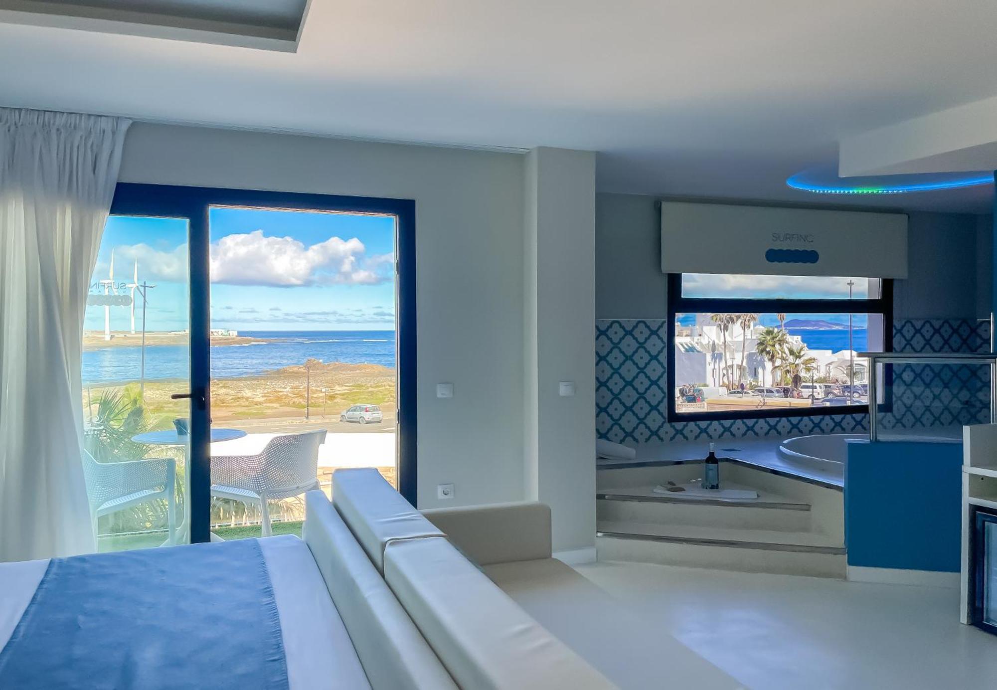 เซิร์ฟฟิง คัลเลอร์ อปาร์ตาเมนโตส Apartment คอร์ราเลโฮ ภายนอก รูปภาพ